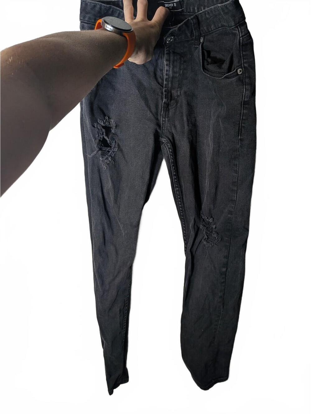 Forever 21 Men Black Distressed Ripped Skinny Jeans Size 32